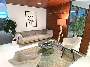 Offices For rent in Northern 90th St., 90th Street, 120 sqm