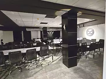 Administrative For rent in Bank Center Street, New Cairo - 5th Settlement, 280 sqm