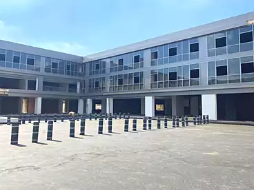 Administrative For sale in El Shabab St., El Sheikh Zayed, 197 sqm