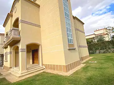 Villas For rent in Phase 9, Extension of Rehab, 320 sqm