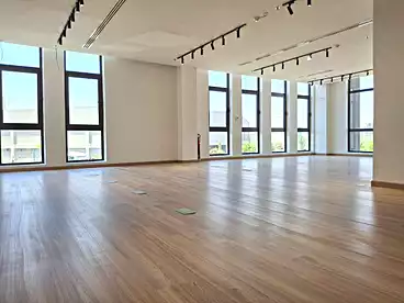 Offices For rent in 5A Mall - The Waterway, Compounds in New Cairo, 154 sqm