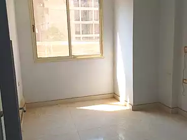 عقارات للبيع في شارع علي باشا، حلمية الزيتون، 85 متر