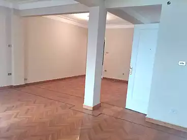 Administrative For rent in Ganaklis, Alexandria, 175 sqm