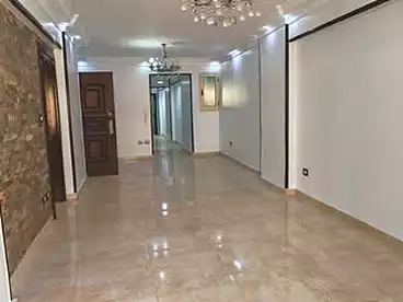 Apartments For sale in Gamal Abdel Nasser St., El Mandara, 165 sqm