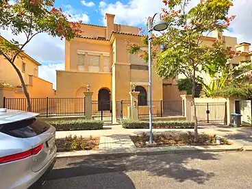 Villas For rent in Celesta Hills - Uptown Cairo Compound, Uptown Cairo Compound - Emaar, 368 sqm