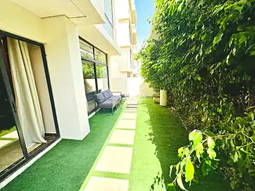 Apartment with Garden For rent in Lake View Residence - El Hazek, Compounds in New Cairo, 130 sqm