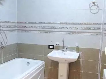 شقق للبيع في شارع 27، النزهة 2، 100 متر