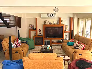 Apartments For sale in Street 1, First Neighborhood, 430 sqm