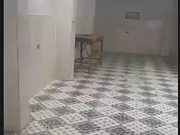 Shops For rent in Al Kablat, El Amirya, 100 sqm