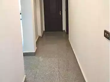 Apartments For sale in El Khalifa El Maamoun St., Heliopolis - Masr El Gedida, 220 sqm