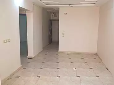 عقارات للإيجار في شارع الخمسين، النزهة 2، 100 متر