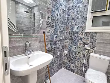 Apartments For sale in El-Gaish St., Hadayek El Ahram, 160 sqm