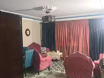 للبيع في شارع الملكة ناظلي، كفر طهرمس، 90 متر