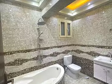 روف للبيع في شارع الطيار، البيطاش، 250 متر