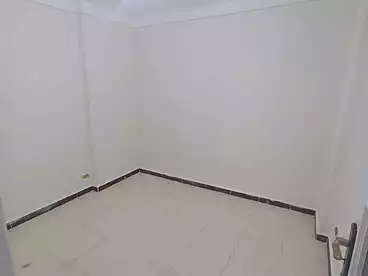 شقق للبيع في الفلكي، السيوف، 100 متر