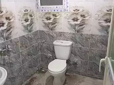 عقارات للإيجار في اسبيكو، مدينة السلام، 100 متر