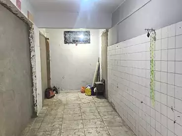 تجاري للبيع في شارع وكالة الليمون - حسين توفيق سعد، بحرى - الأنفوشى، 18 متر