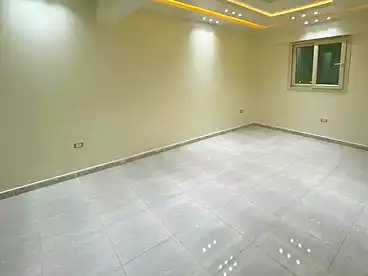 Roof For sale in El-Tayar St, El Bitash, 250 sqm
