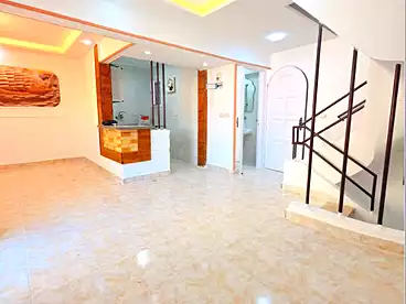 دوبلكس للبيع في شاطئ النخيل - ٦ اكتوبر، العجمي، 180 متر