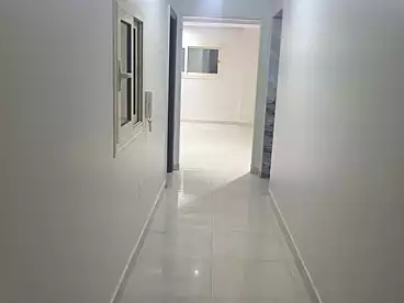 في الياسمين 8، الياسمين، 200 متر
