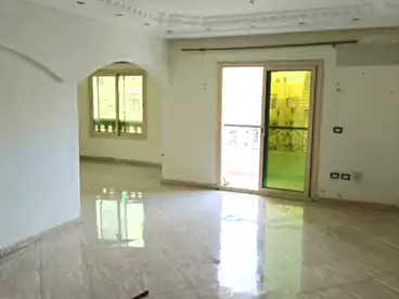 في حي اسكان الجامعة الامريكية، القاهرة الجديدة - التجمع الخامس، 165 متر