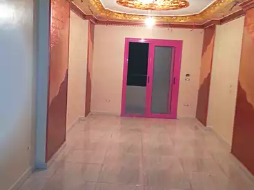شقق للبيع في شارع الخمسين، النزهة 2، 100 متر