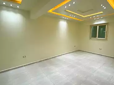 Roof For sale in Al Aeda Al Kadema St, El Bitash, 250 sqm