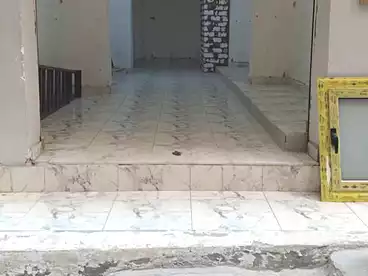 Shops For rent in El Hanouvel, Al Agamy, 30 sqm