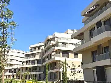 في كمبوند سكاي كوندوز - فيليت، كمبوند فيليت - سوديك، 186 متر