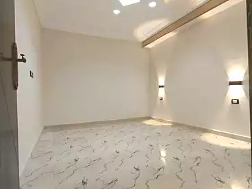 Apartments For sale in El Eshrein St., Hadayek Helwan, 165 sqm