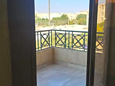 Apartments For sale in Third Neighborhood, El Ahyaa, 165 sqm