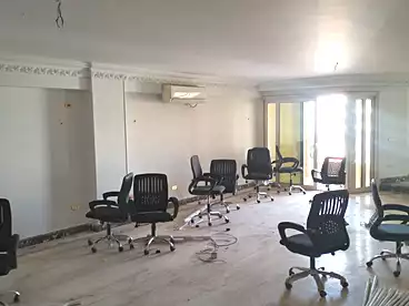مكاتب للإيجار في شارع الملتقى العربي، شيراتون، 250 متر