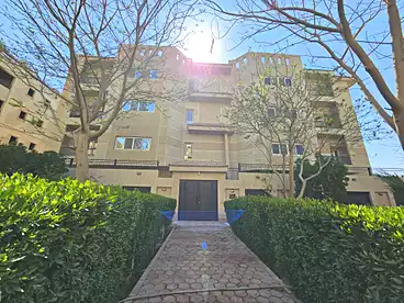 Apartments For sale in Neighbourhood 1, Seventh Zone, 250 sqm