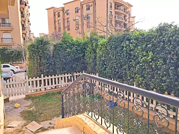 Apartment with Garden For sale in Phase 7, Extension of Rehab, 90 sqm