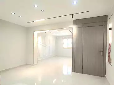 Apartments For sale in Iskandar Ibrahim St., Miami, 130 sqm