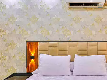 في شارع المنيل، المنيل، 200 متر