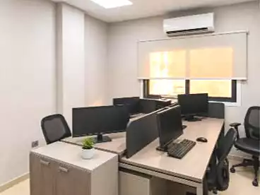 مبنى إداري للإيجار في كارفور، المعراج العلوي، 2000 متر