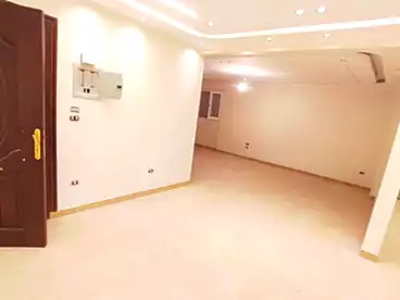 شقق للبيع في شارع خليل حماده، سيدي بشر بحري، 165 متر