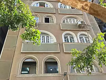 عمارات للبيع في حدائق القبة، القاهرة الكبرى، 230 متر