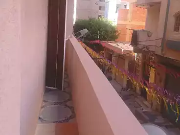 شقق للبيع في أبو يوسف، العجمي، 200 متر