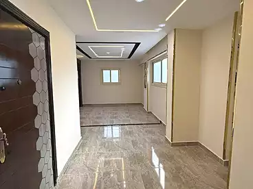 شقق للبيع في شارع خليل حماده، سيدي بشر بحري، 100 متر
