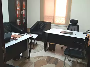 مقر إداري للإيجار في شارع كارفور الرئيسي، زهراء المعادي، 235 متر