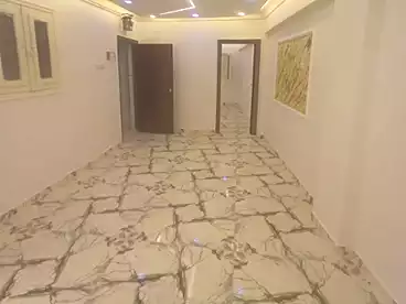 شقق للبيع في شارع عين شمس، البيطاش، 100 متر