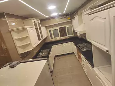 Apartments For sale in Mohye El Din Abo El Ezz St., Dokki, 250 sqm