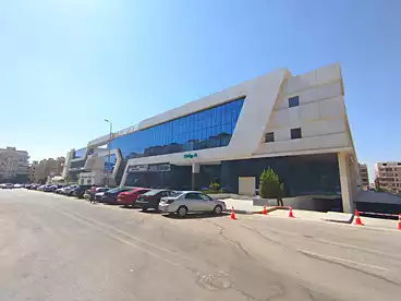 طبي للبيع في شارع عبد الرحمن الرافعي، النرجس عمارات، 38 متر