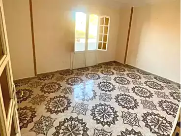 شقق للإيجار في شارع إبن عامر، محرم بك، 130 متر