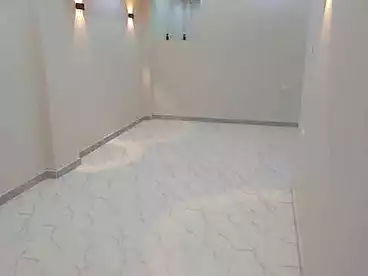 Apartments For sale in El Qawmeya El Arabya St., Imbaba, 90 sqm
