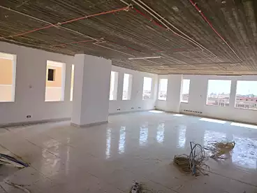 تجاري للإيجار في المنطقة الصناعية، القاهرة الجديدة - التجمع الخامس، 325 متر