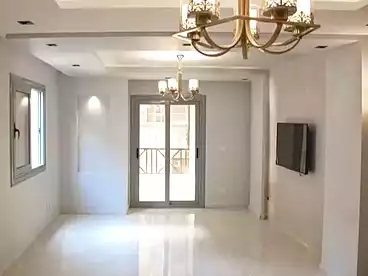 Apartments For sale in Eighth Neighborhood, Zahraa El Maadi, 175 sqm