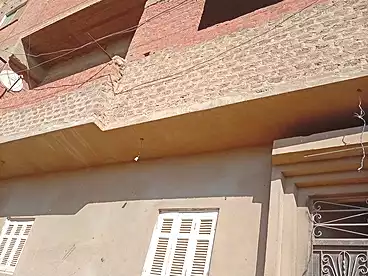 مباني للبيع في سوالم أبنوب، ابنوب، 100 متر